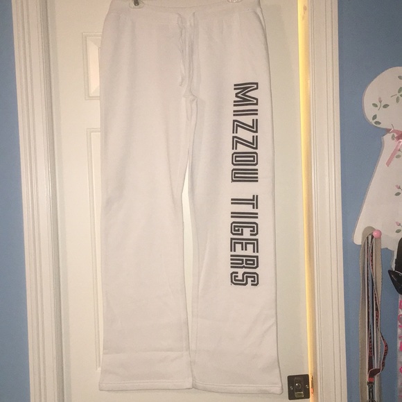 Jansport Pants - NWT Jansport Mizzou Sweatpants